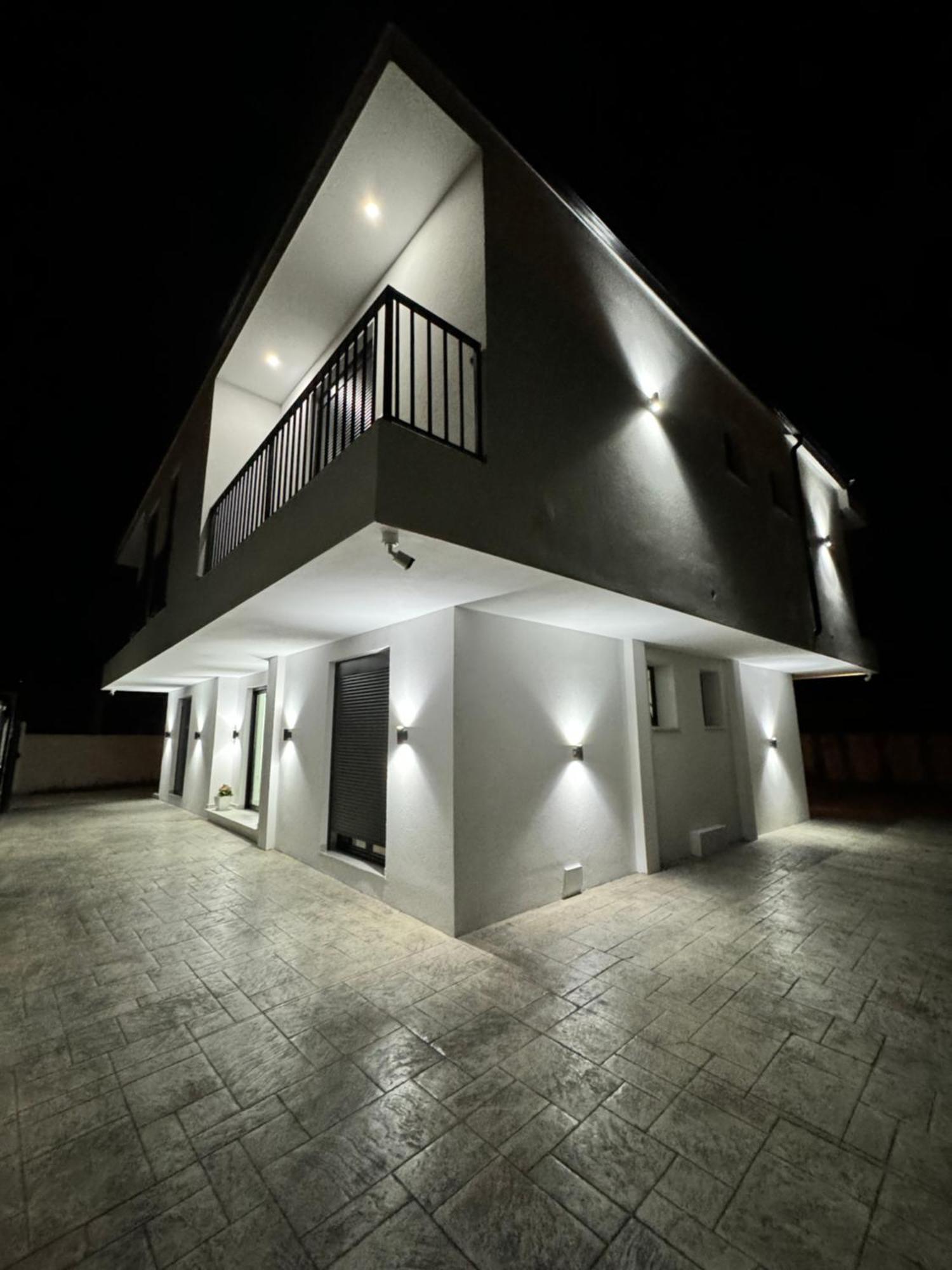 Villa Papa-Berat Extérieur photo