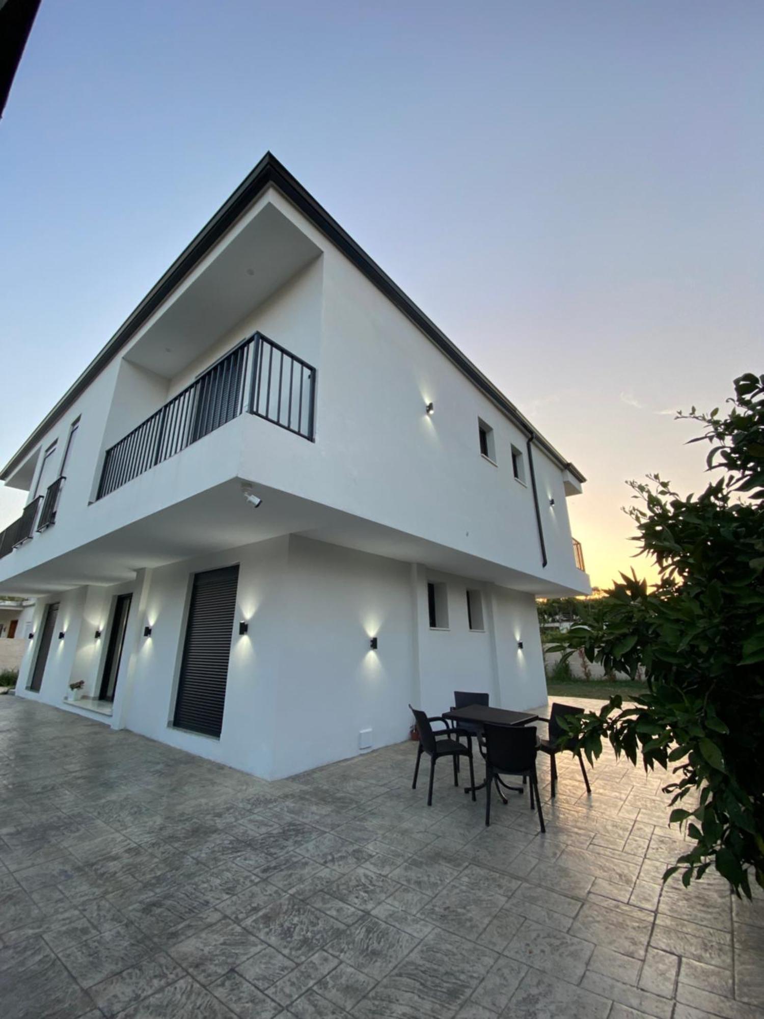 Villa Papa-Berat Extérieur photo